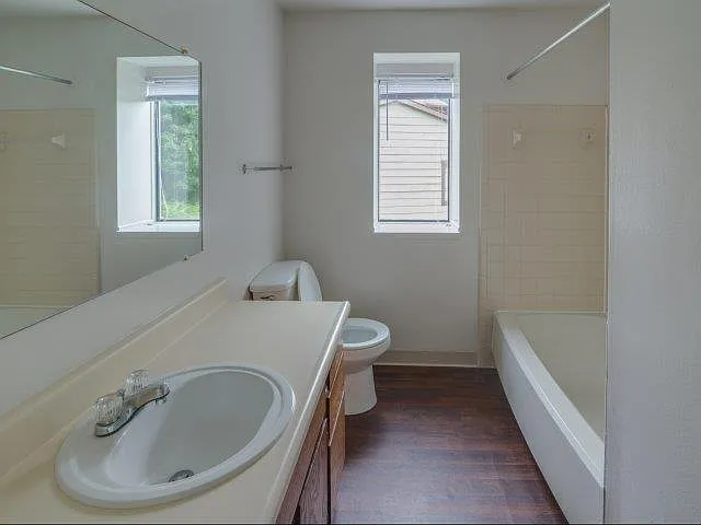 Westwind Townhomes — Photo 24