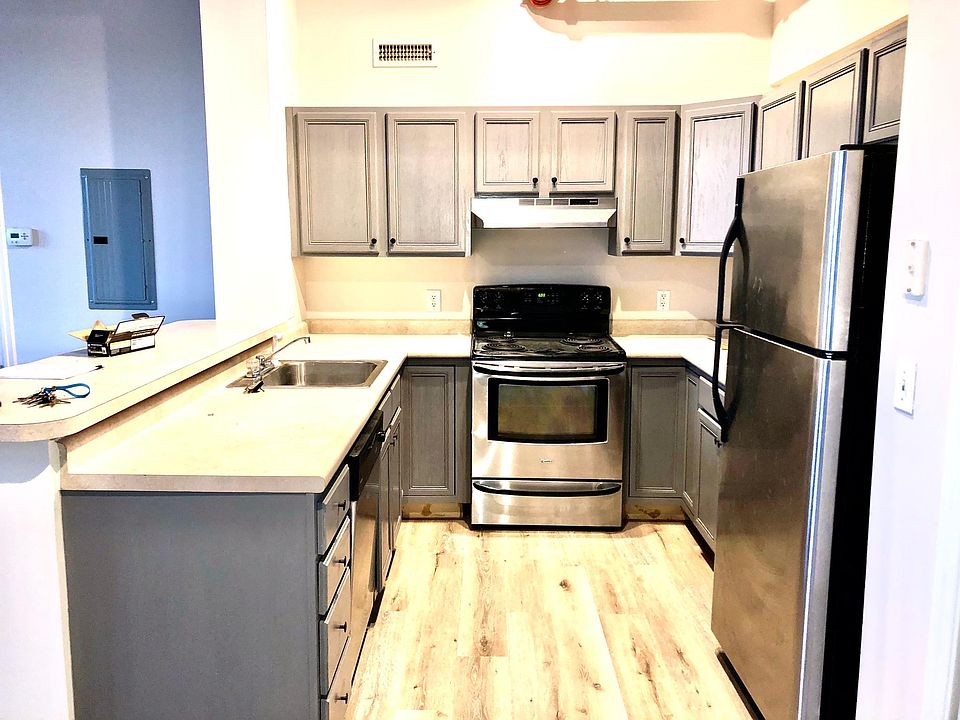 1st image of 101 Mill St #502
