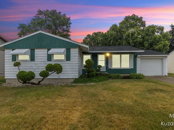 4476 Miramar Ave NE, Grand Rapids, MI 49525