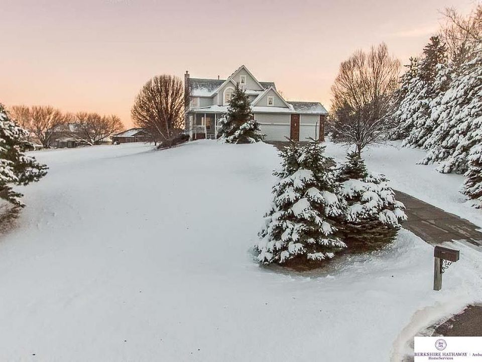 1st image of 18521 Trailridge Cir
