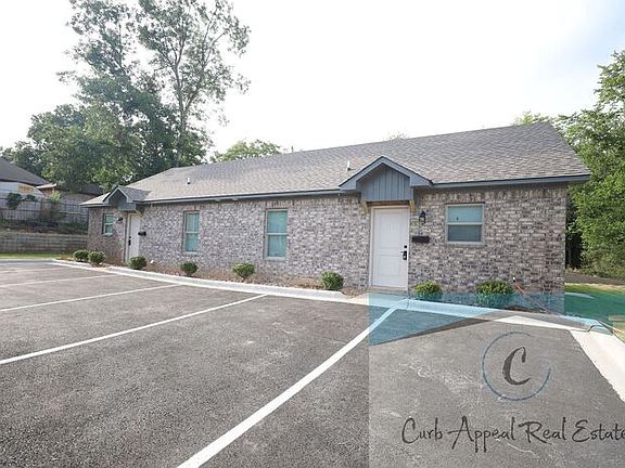 2nd image of 910 E Word Ave #1
