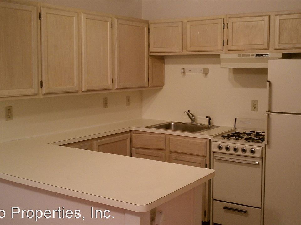 2nd image of 3018 Patterson Ave APT 3