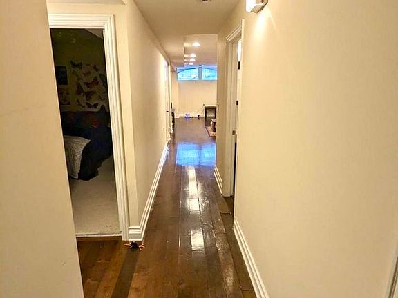 5th image of 2105 S Ashland Ave #1