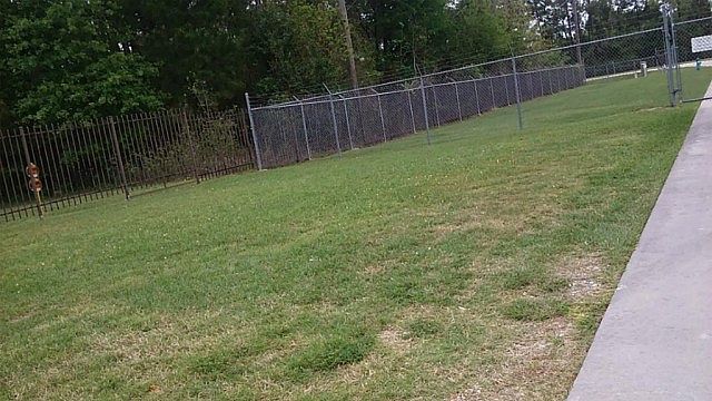 2nd image of W Montgomery Rd