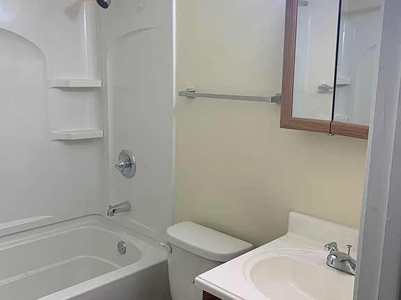 5th image of 3929 Nassau Ct