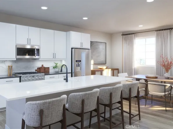 545 Via Vallarta, Camarillo, CA 93012