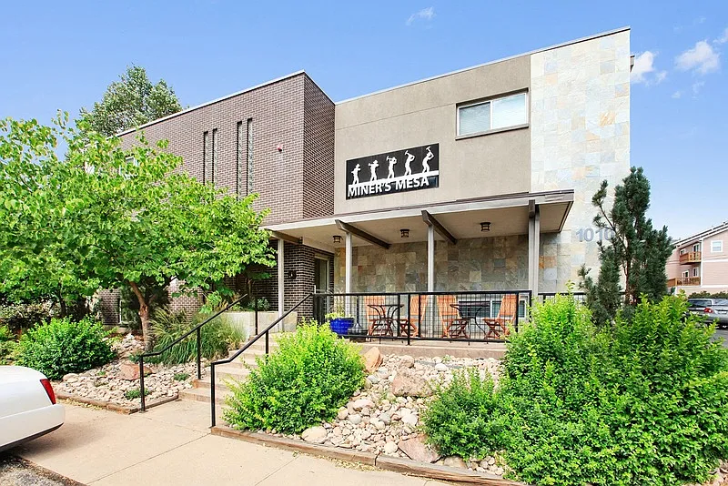 Miners Mesa Apartments — Photo 2