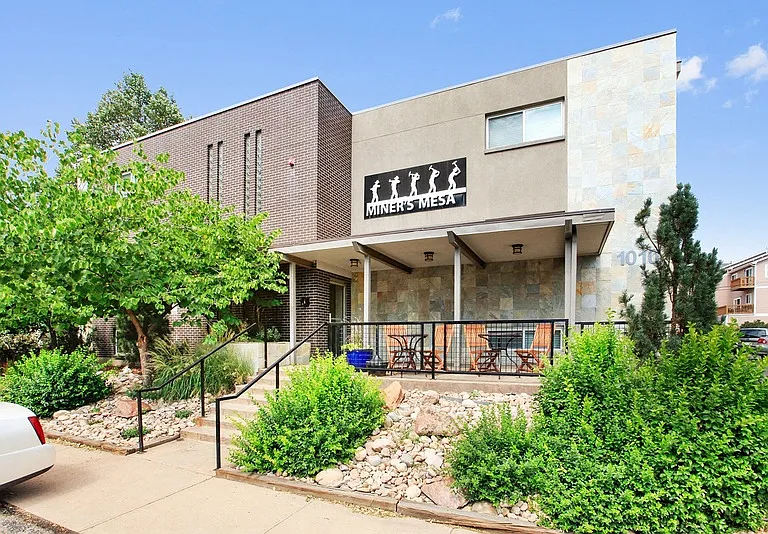 Miners Mesa Apartments — Photo 2