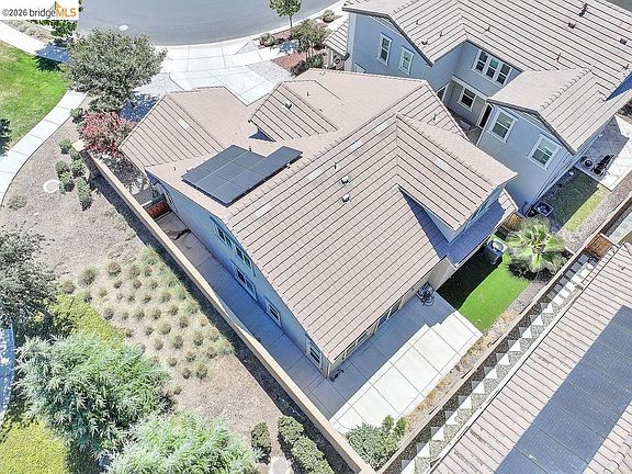 3rd image of 2710 Claudia Ln