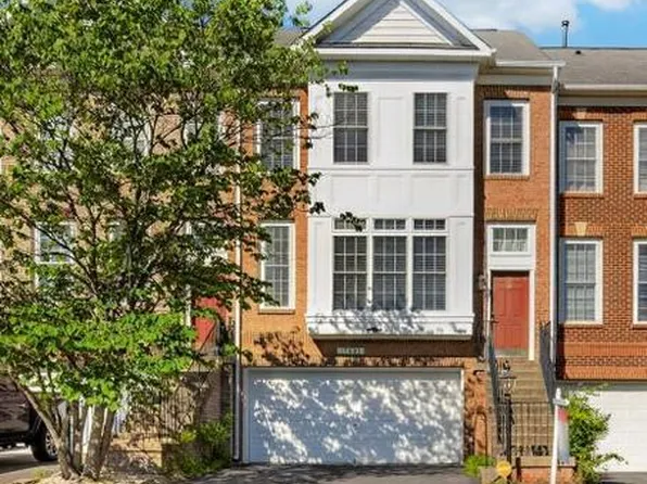 17507 Cajun Ct, Dumfries, VA 22025