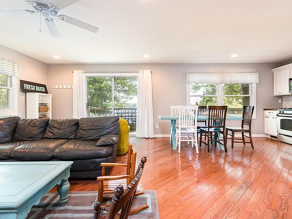 3rd image of 61782 W Shore Dr