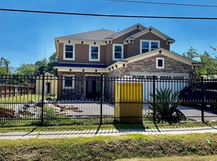 120 Palmyra St, Houston, TX 77022
