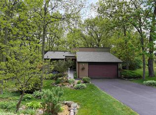 6223 Knollwood Dr, Oregon, WI 53575