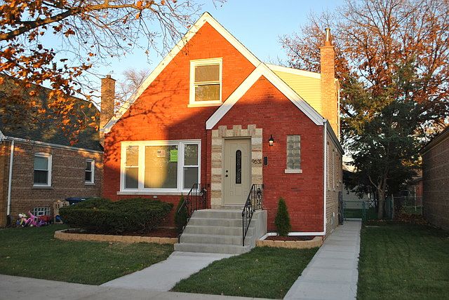 1st image of 9631 S Troy St