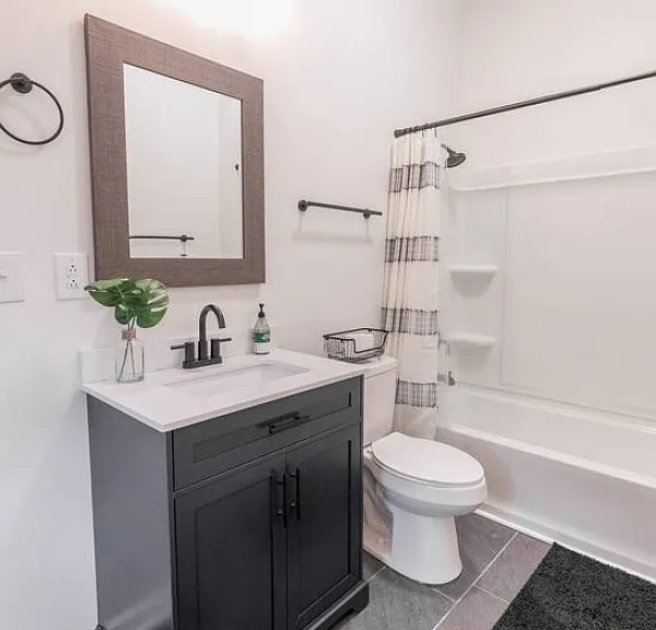 1813 Alpine Dr #3 — Photo 8