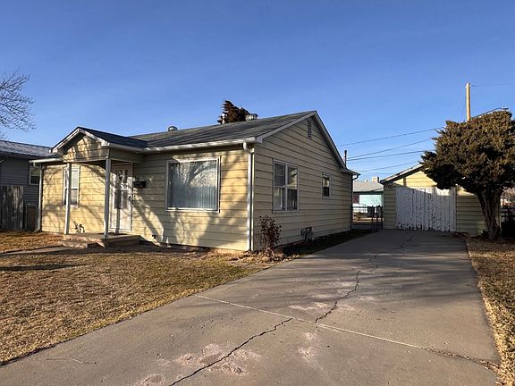 2nd image of 1810 Elm Ave