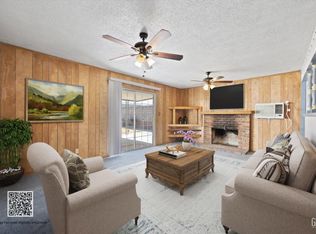 205 Suzanne Ln, Taft, CA 93268