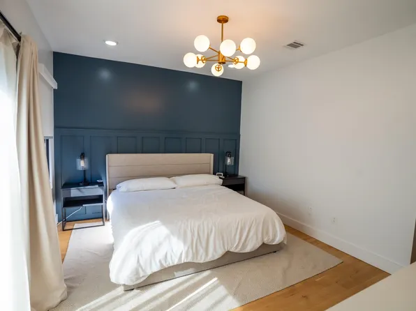 11 Irving Street image 10 of 21