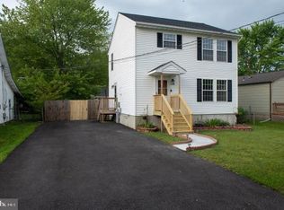1207 Holly Ave, Shady Side, MD 20764