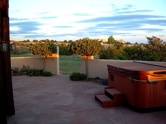 4th image of 12 Melado Dr