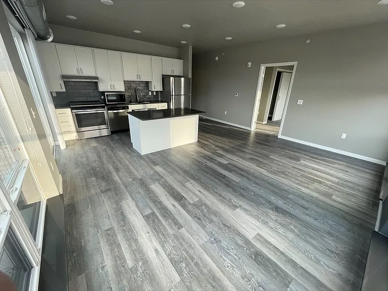 5th Street Lofts — Photo 14
