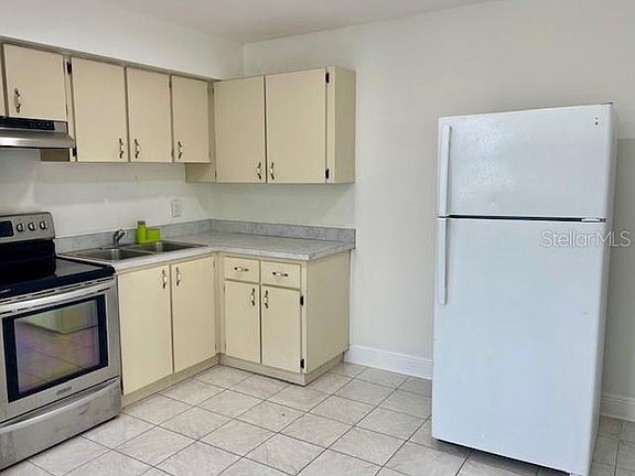 2nd image of 9015 WESTCHESTER CIRCLE #34