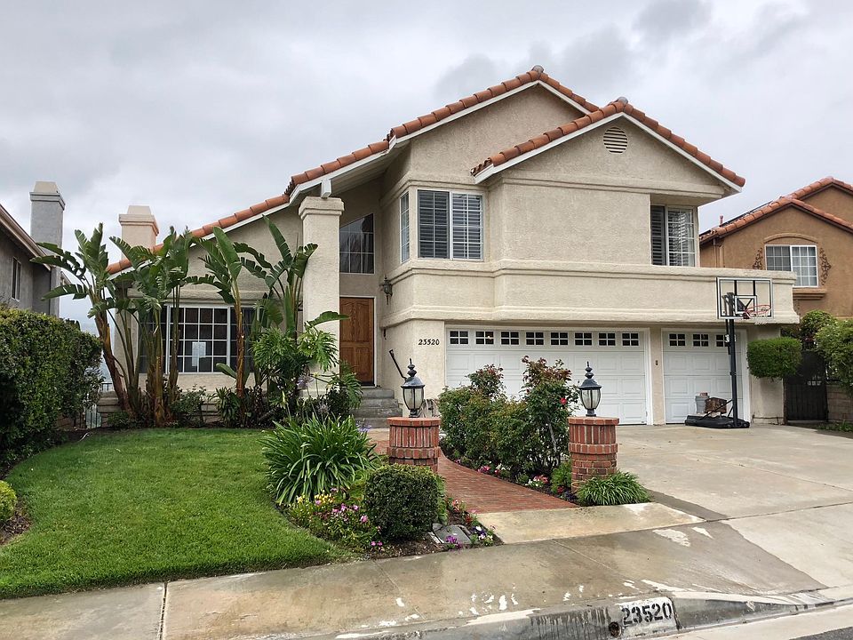 1st image of 23520 Stillwater Pl