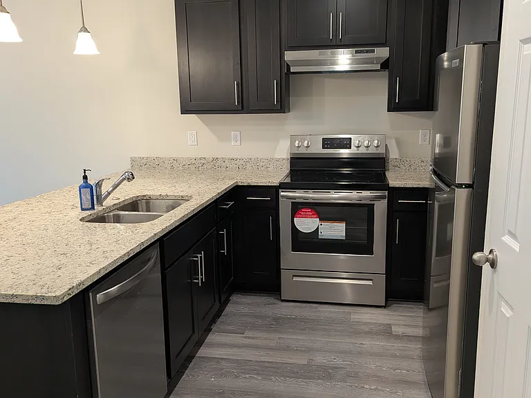 1730 Cocoanut Rd — Photo 25