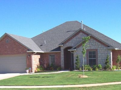 1209 NW 14th Pl, Moore, OK, 73170