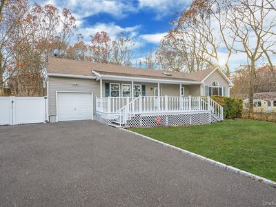 14 Clearview, Selden, NY, 11784