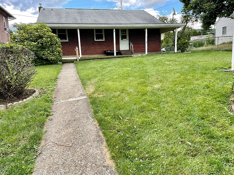 1914 S Wood St — Photo 33