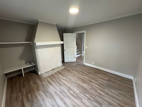 1st bedroom- downstairs- great for a home office- no closet in this bedroom