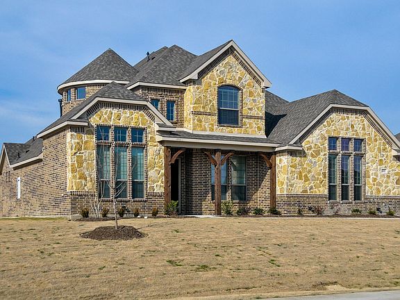2nd image of 601 Norwood Ct