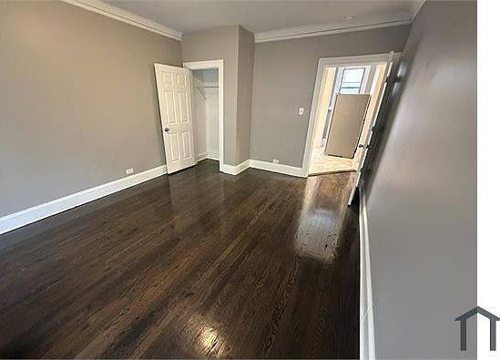5th image of 1407 W 81st St