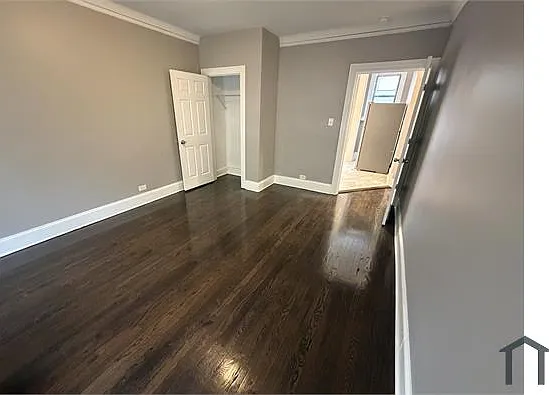 1407 W 81st St — Photo 5