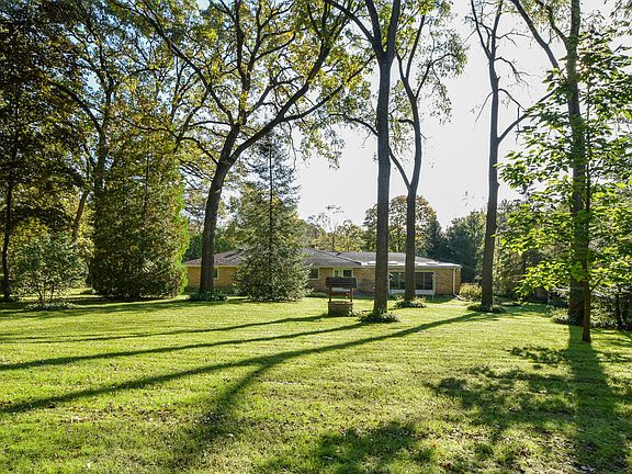 3rd image of 7311 S Scherrei Dr