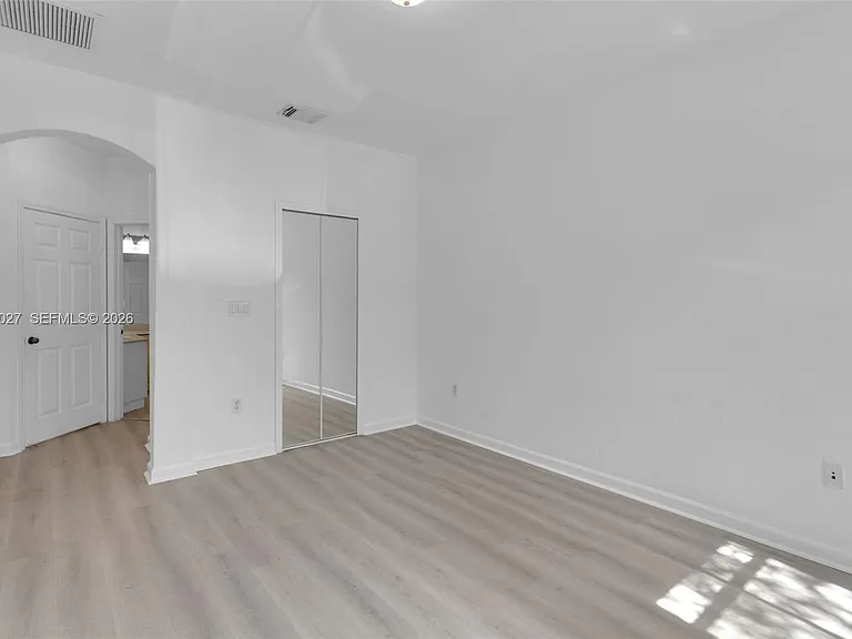 8165 NW 108th Ave — Photo 12