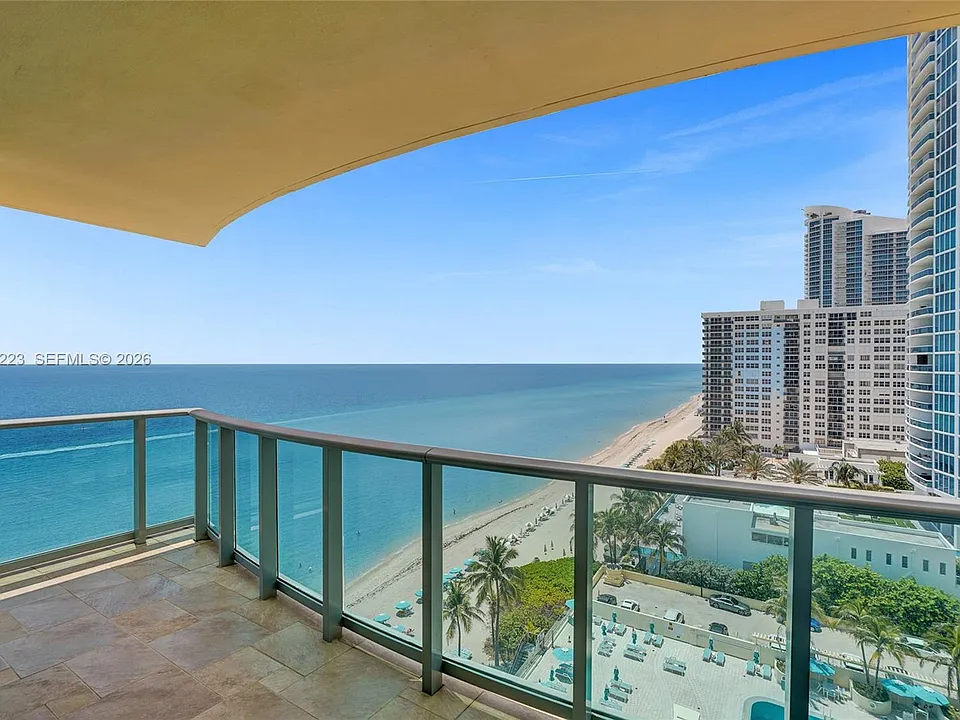 2501 S Ocean Dr #1211