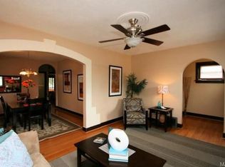 4029 Fairview Ave, Saint Louis, MO 63116