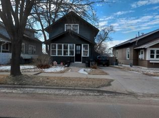 304 3rd Ave NE, Watertown, SD 57201