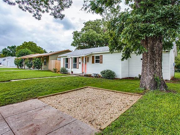 3rd image of 6113 Sundown Dr