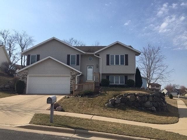 Front of 6441 Tonkinese Trail