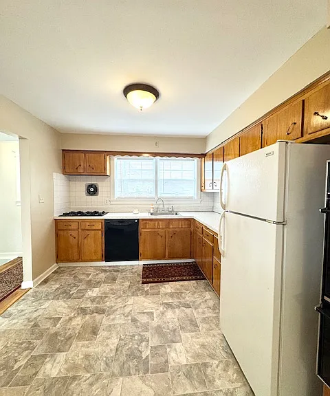 22-30 149th St #3 — Photo 3