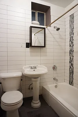 Rented by Rennit Inc. | media 10