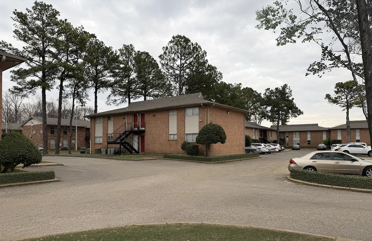 Building Photo - 1700 Morlye Pl #1