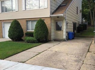 150 Sandalwood Dr #1, Staten Island, NY 10308