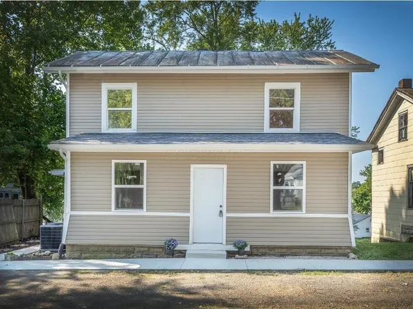 43 E 4th St, Fredericktown, OH 43019