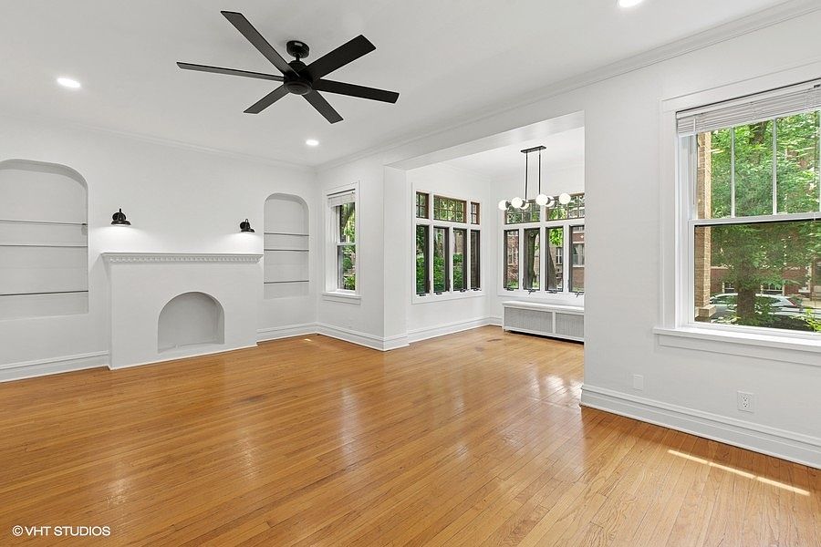 1st image of 1350 W Elmdale Ave #1