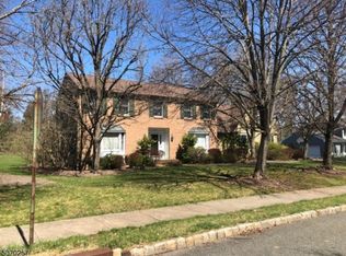 115 Hill Top Rd, Basking Ridge, NJ 07920