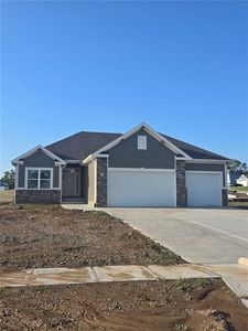 20104 Grove Cir, Weston, MO, 64098